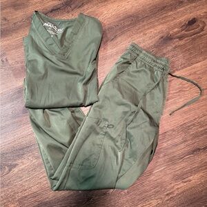 Dark green scrub set
